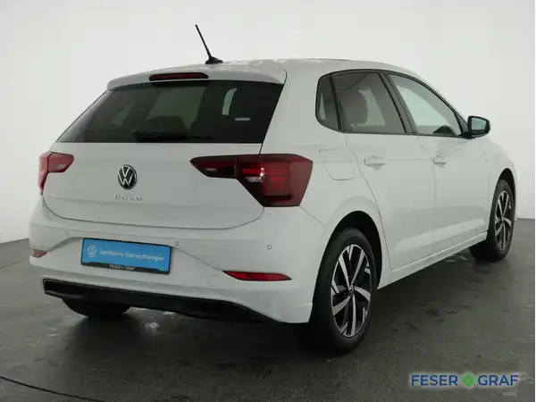 VW POLO (4/19)