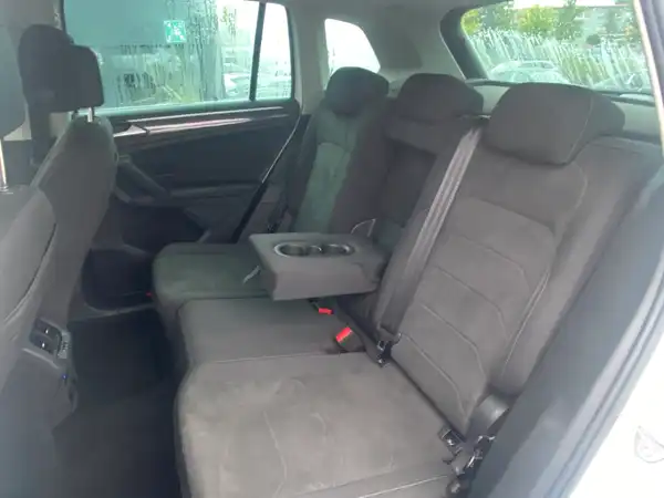 VW TIGUAN (9/19)