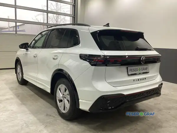 VW TIGUAN (4/13)