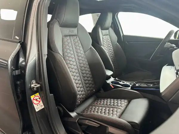 AUDI RS3 LIMOUSINE (11/15)