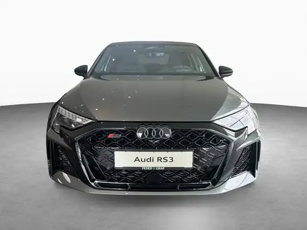 AUDI RS3 LIMOUSINE (6/15)