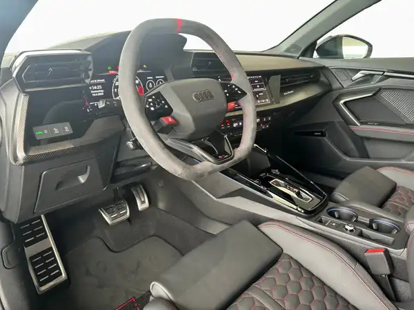 AUDI RS3 LIMOUSINE (7/15)