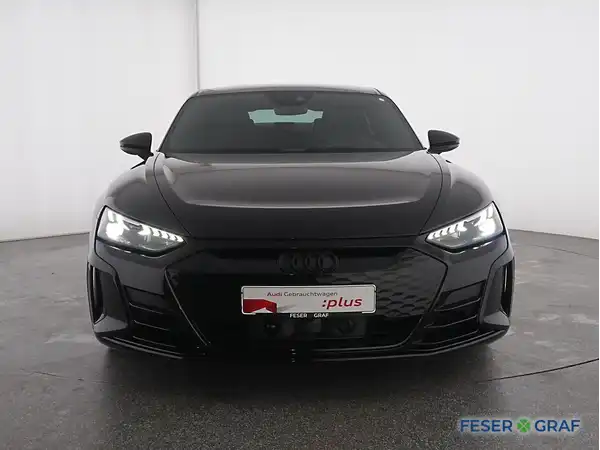 AUDI E-TRON GT (11/17)