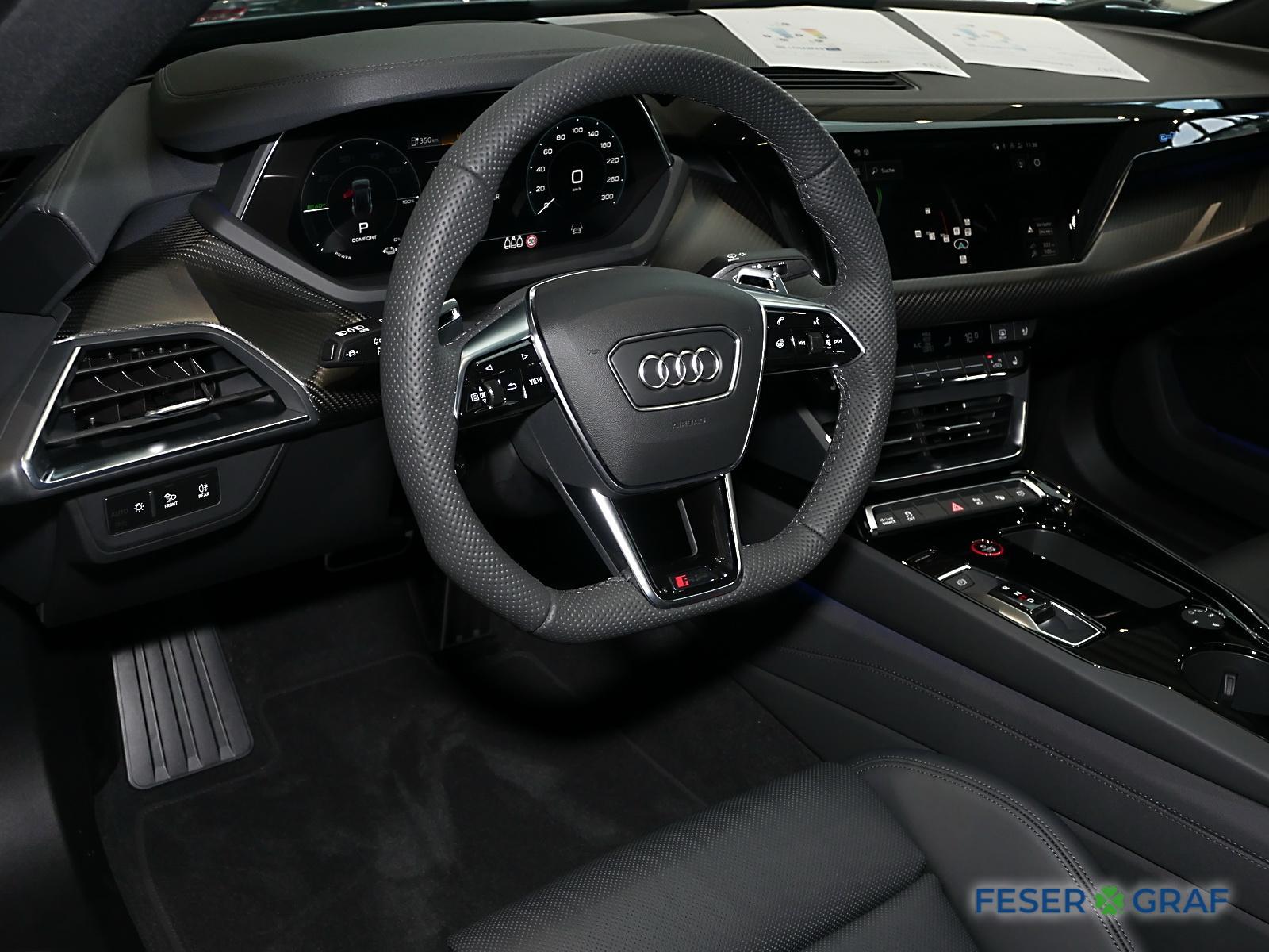 AUDI RS E-TRON GT (11/26)