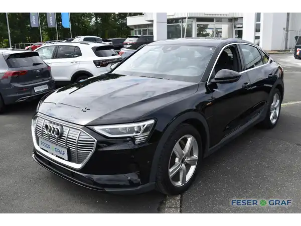 AUDI E-TRON (5/21)