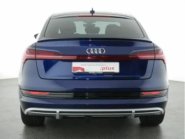 AUDI E-TRON (12/17)