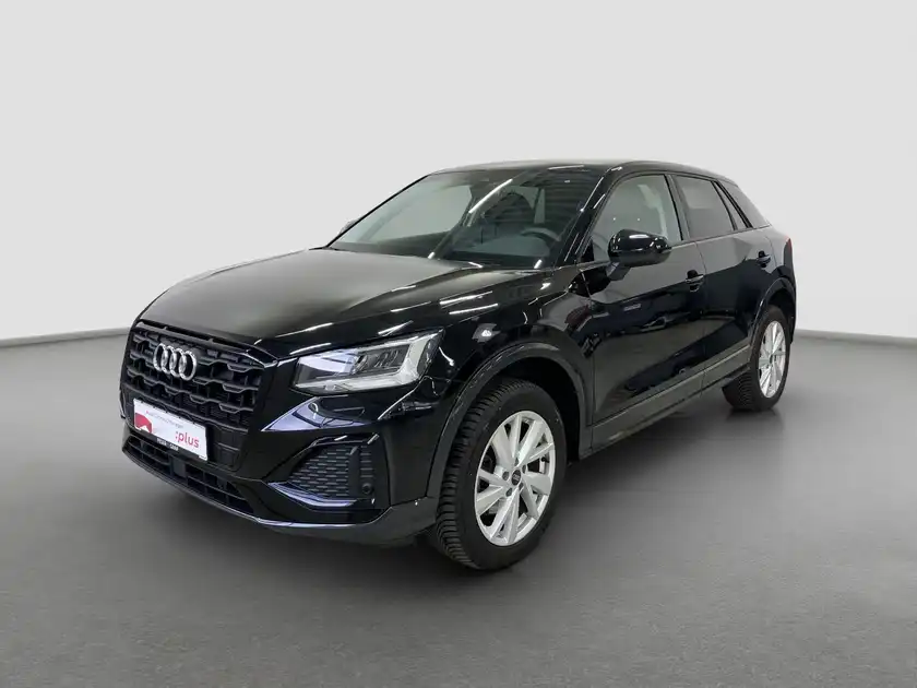 AUDI Q2 (1/10)