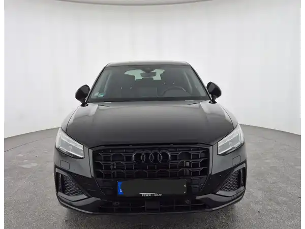 AUDI Q2 (2/7)