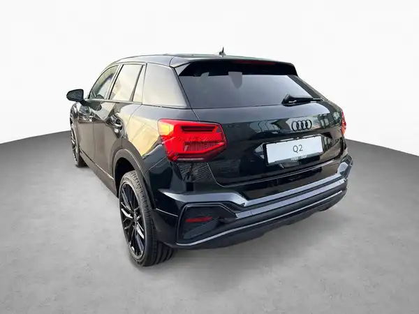AUDI Q2 (7/15)