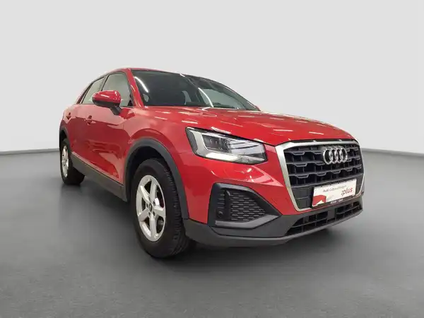 AUDI Q2 (3/8)