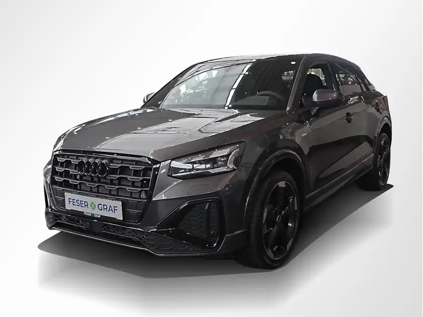 AUDI Q2 (1/11)