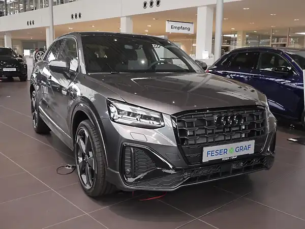 AUDI Q2 (2/11)