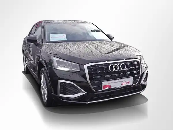 AUDI Q2 (2/12)