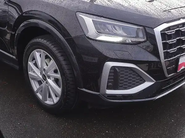AUDI Q2 (12/12)