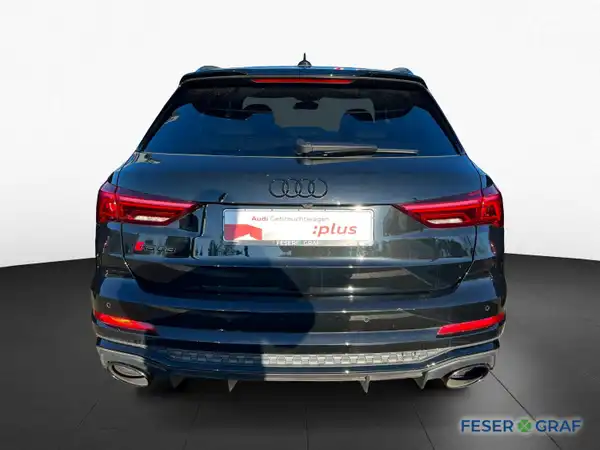 AUDI RS Q3 (5/20)