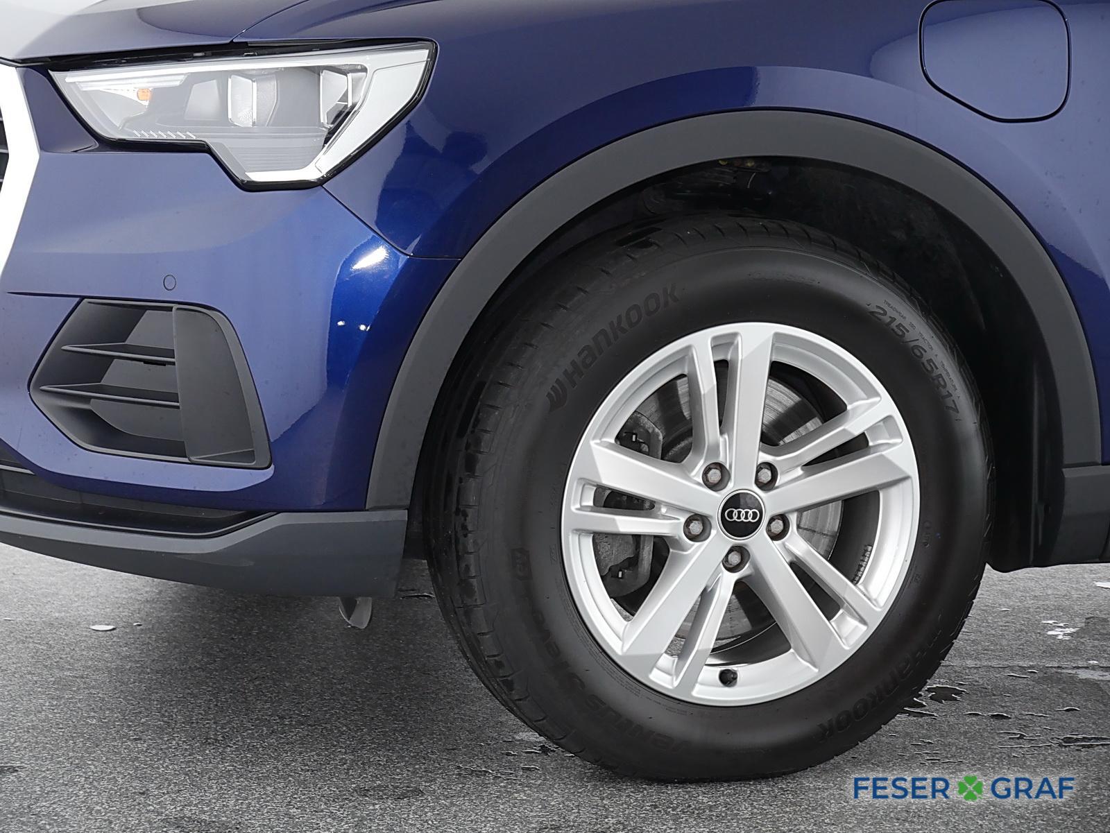AUDI Q3 (14/18)