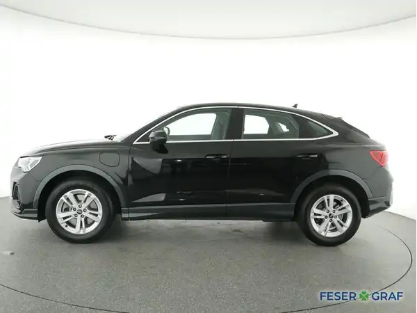 AUDI Q3 SPORTBACK (12/17)