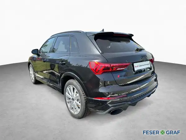 AUDI RS Q3 (7/16)