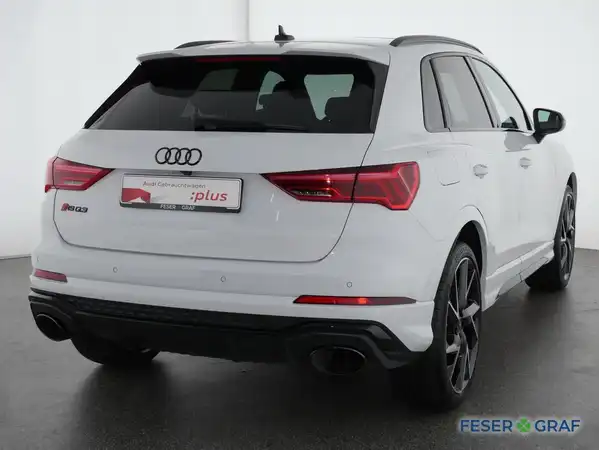 AUDI RS Q3 (2/17)