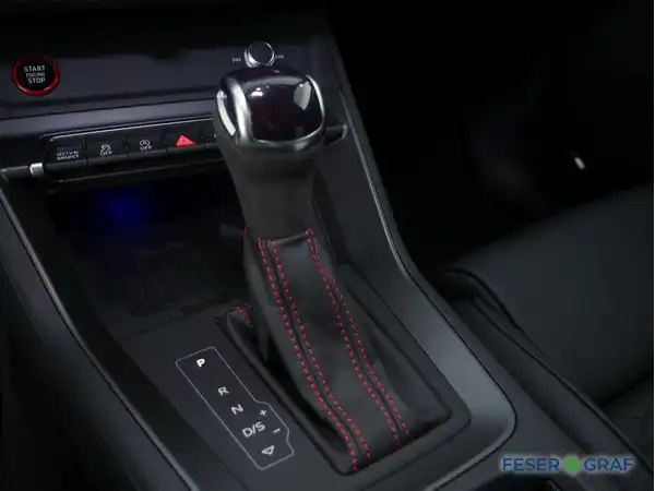 AUDI RS Q3 (7/17)