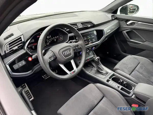 AUDI RS Q3 SPORTBACK (8/18)
