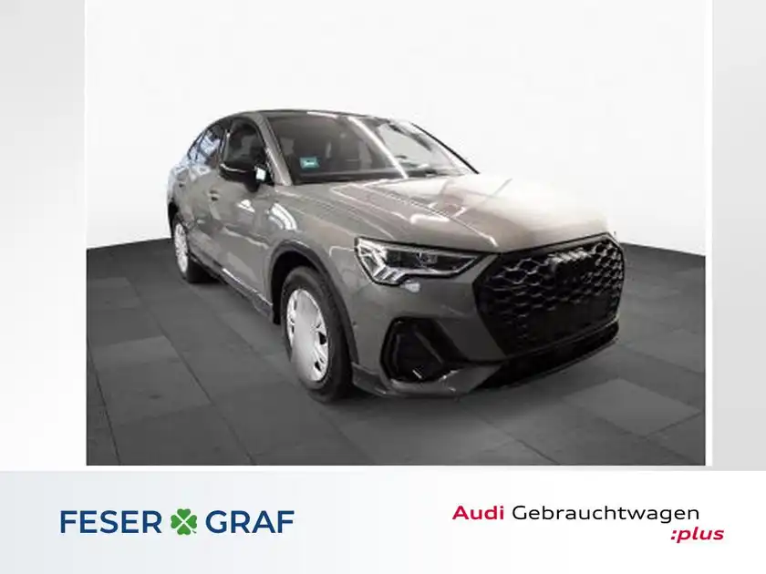 AUDI Q3 SPORTBACK (1/11)