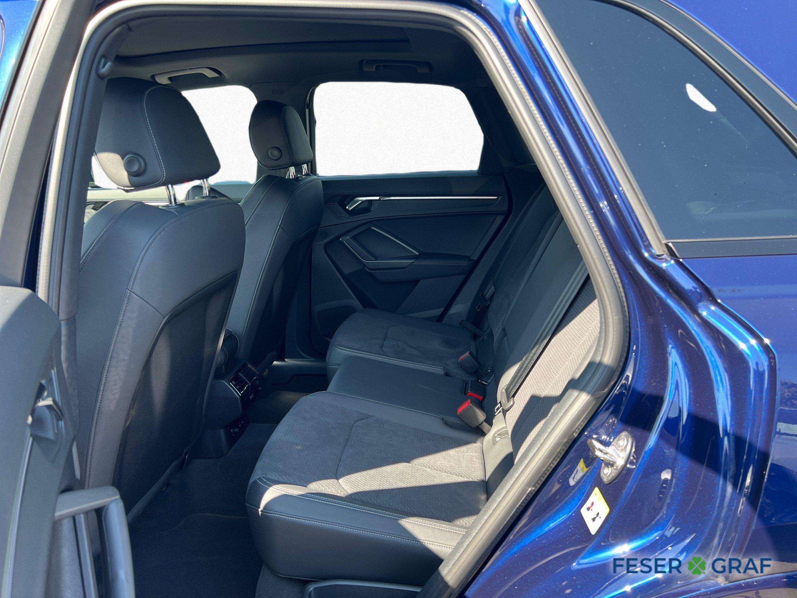 AUDI Q3 (13/20)