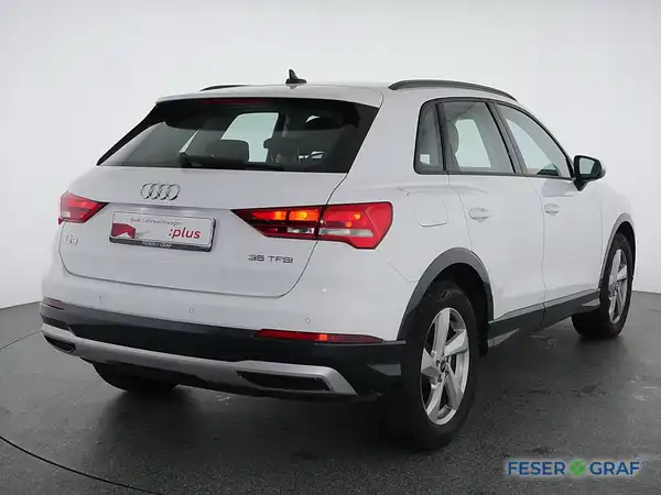 AUDI Q3 (2/16)