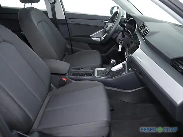 AUDI Q3 (4/16)