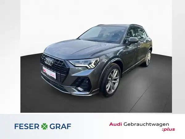 AUDI Q3 (1/19)