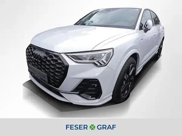 AUDI Q3 SPORTBACK (1/15)