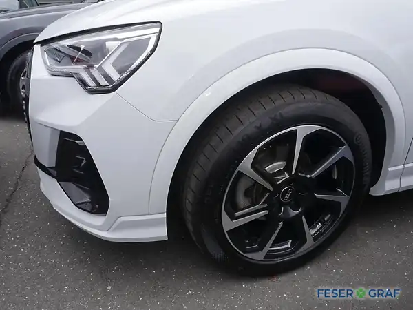 AUDI Q3 SPORTBACK (12/15)