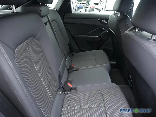 AUDI Q3 SPORTBACK (6/15)