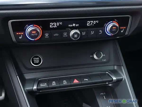 AUDI Q3 SPORTBACK (9/15)