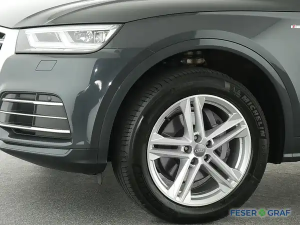 AUDI Q5 (14/18)