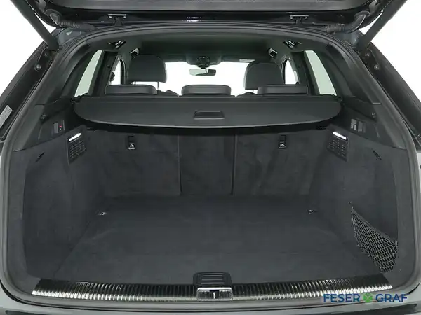 AUDI Q5 (10/18)
