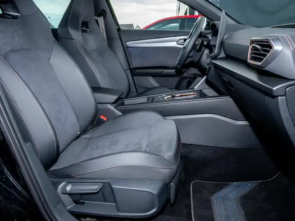 CUPRA FORMENTOR (6/10)