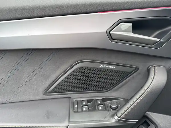 CUPRA FORMENTOR (13/15)