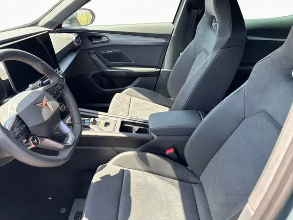 CUPRA FORMENTOR (8/10)