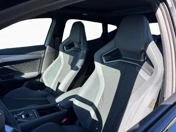 CUPRA FORMENTOR (10/15)