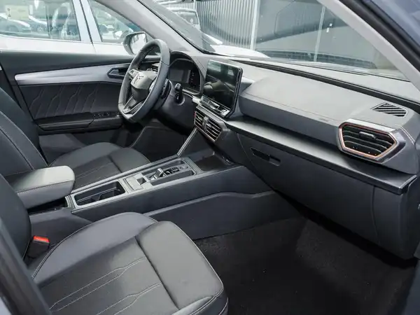 CUPRA FORMENTOR (6/10)