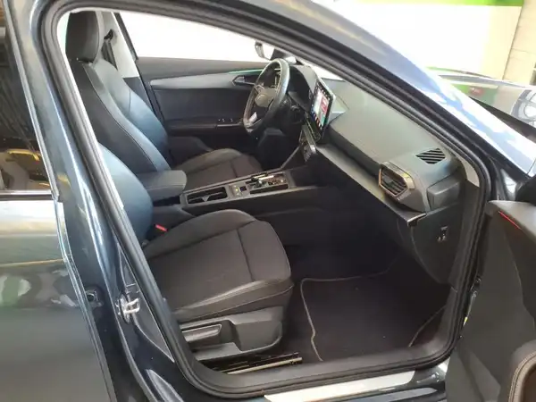 CUPRA FORMENTOR (8/10)