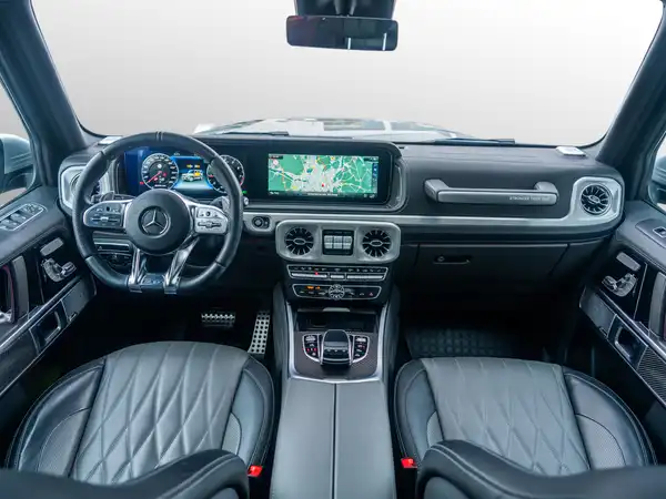 MERCEDES-BENZ G-KLASSE (12/28)