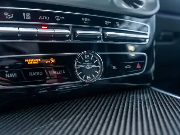 MERCEDES-BENZ G-KLASSE (21/28)