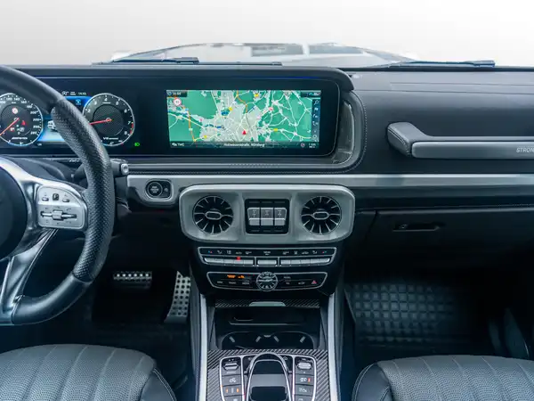 MERCEDES-BENZ G-KLASSE (6/28)