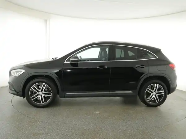 MERCEDES-BENZ GLA 200 (12/13)