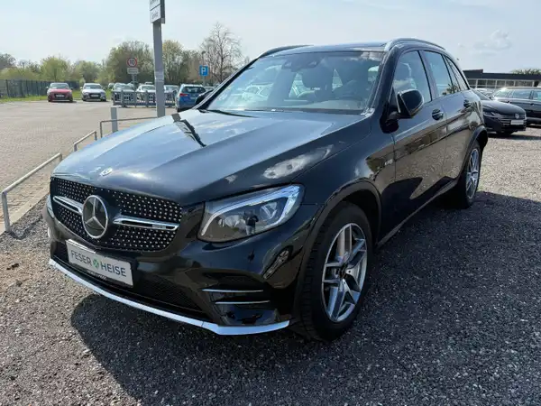MERCEDES-BENZ GLC (2/14)