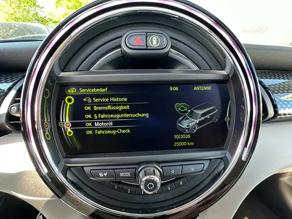 MINI COOPER (16/18)