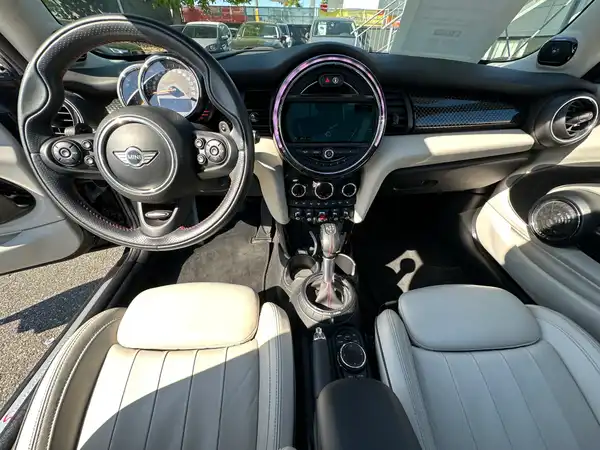 MINI COOPER (9/18)