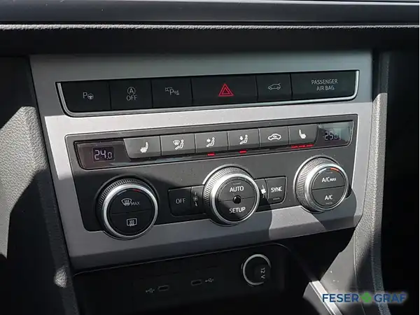 SEAT ATECA (9/16)
